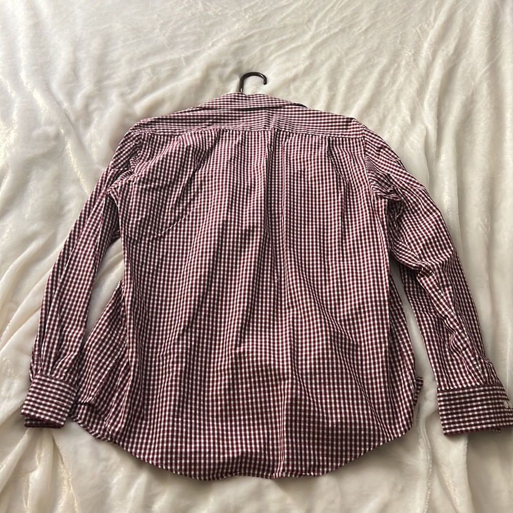 Button up - Picture 3 of 3